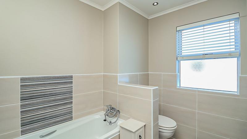 2 Bedroom Property for Sale in Pinnacle Point Golf Estate Western Cape